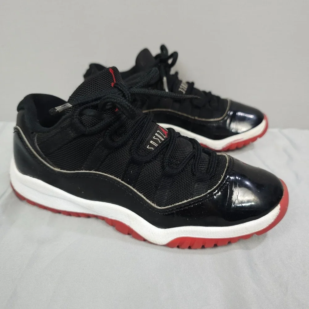 Nike Air Jordan 11 Low Bred GS Size 2y Red Black Patent Leather Retro FV5116-006